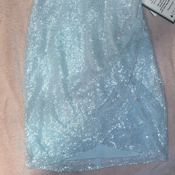 NWT strapless fur Sparkling Blue Sequin mini dress - Picture 5 of 5